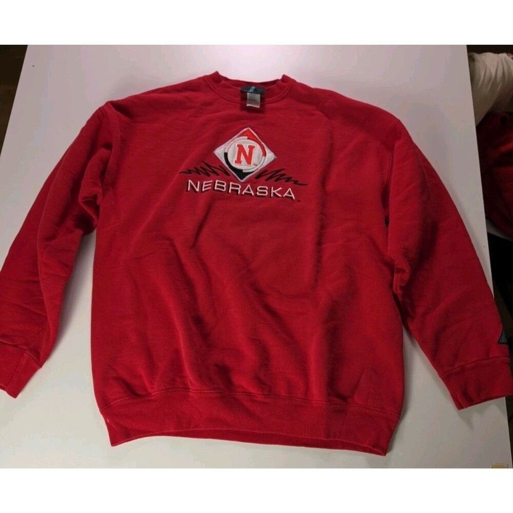 Vintage Nebraska Cornhuskers Sweater size L.  Logo7 Athletic brand